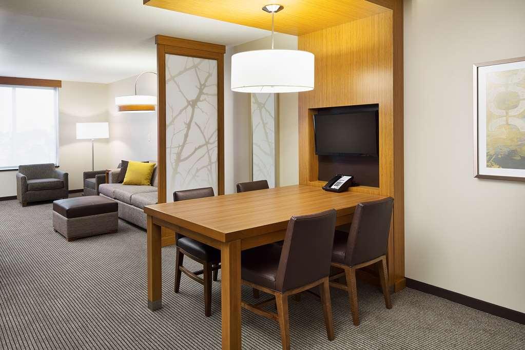 Bedford Park Hyatt Place Chicago Midway Airport חדר תמונה
